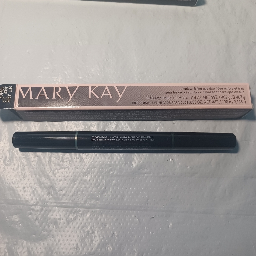 Mary Kay Shadow & Line Duo - SOFT JADE - New